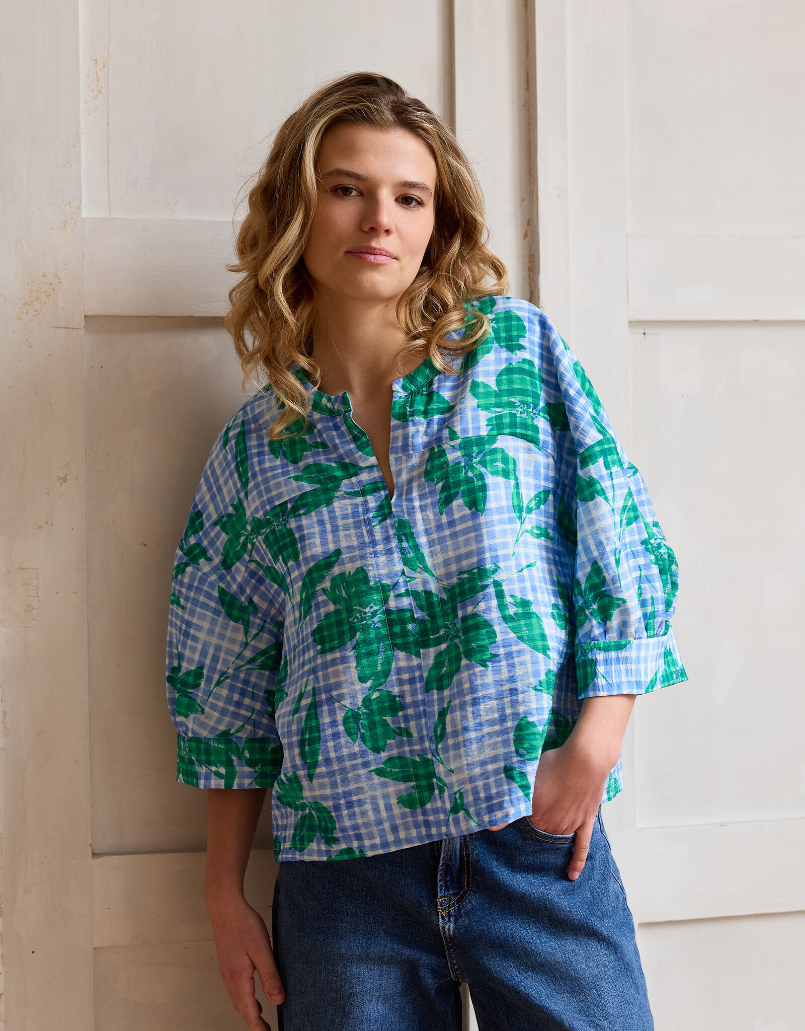 Atelier Jupe Zachte, geruite viscose met textuur