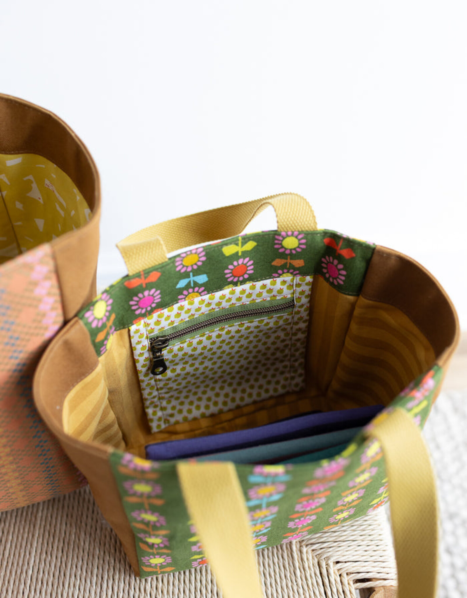 Noodlehead Patroon - Fieldstone Tote