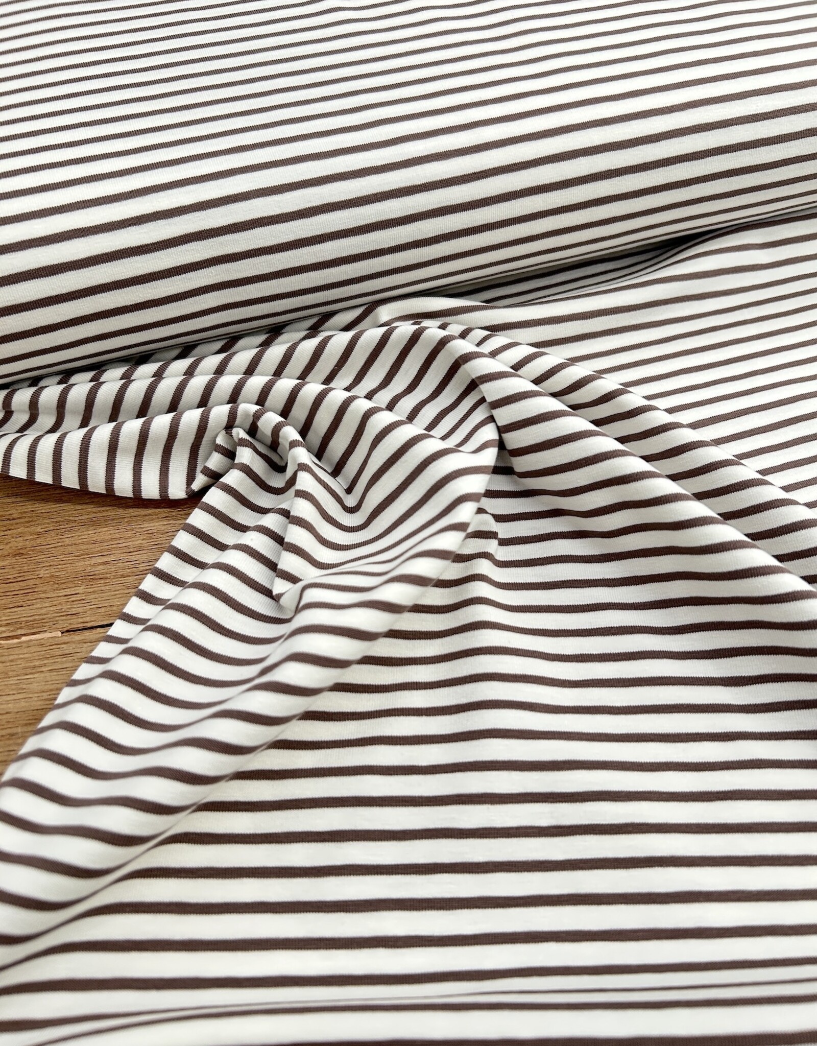 Tricot - Streepjes - Taupe