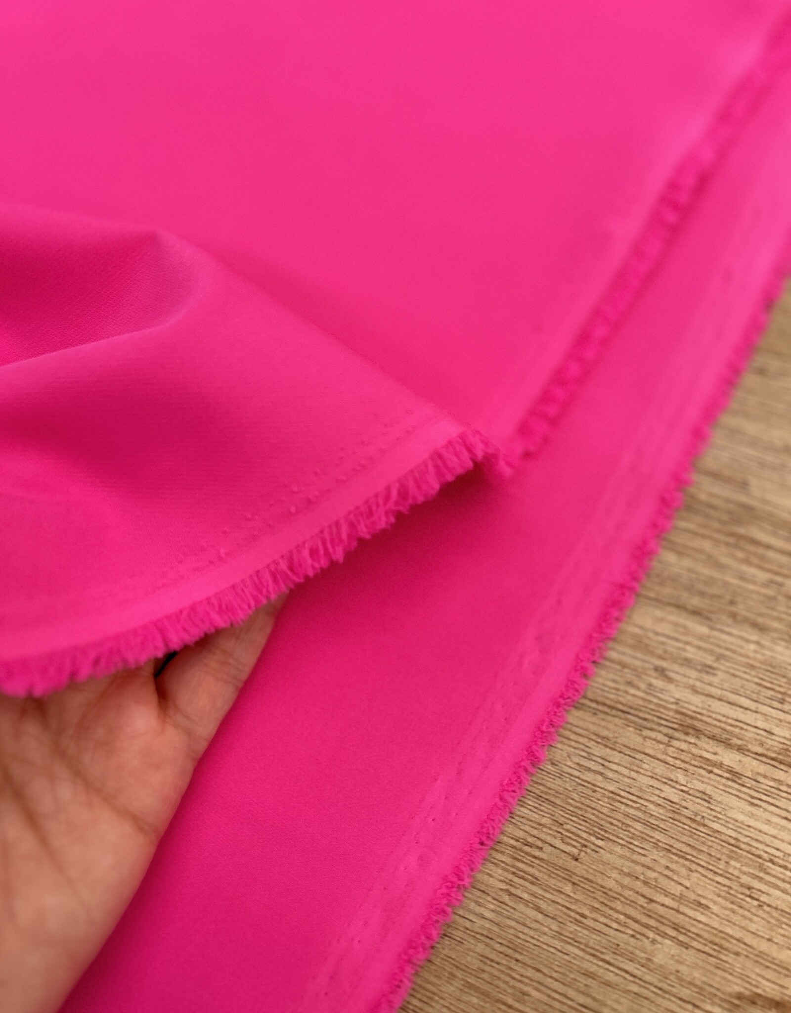 Comme ça Bi-stretch twill Neon rose