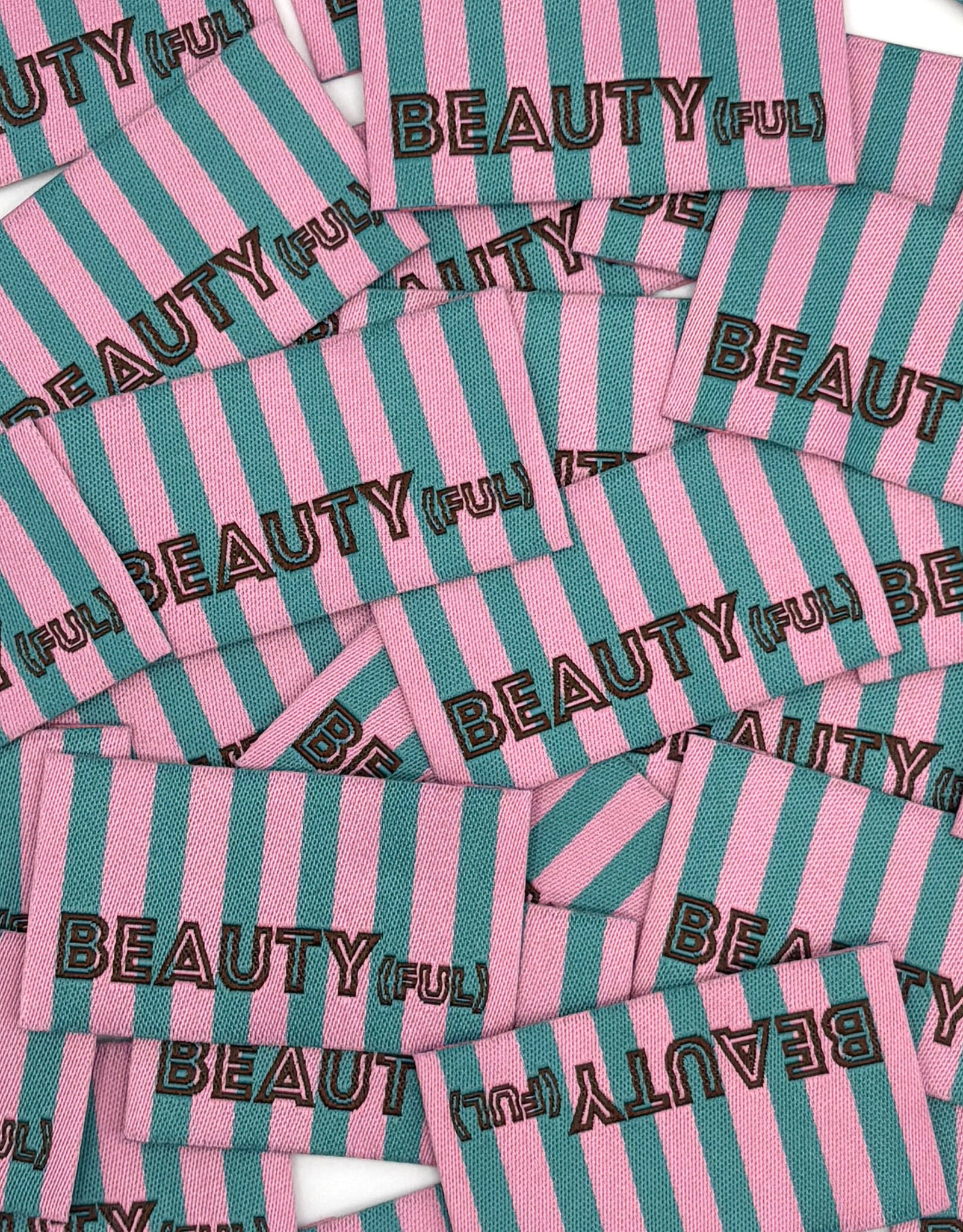 Naailabels - Beauty(ful)