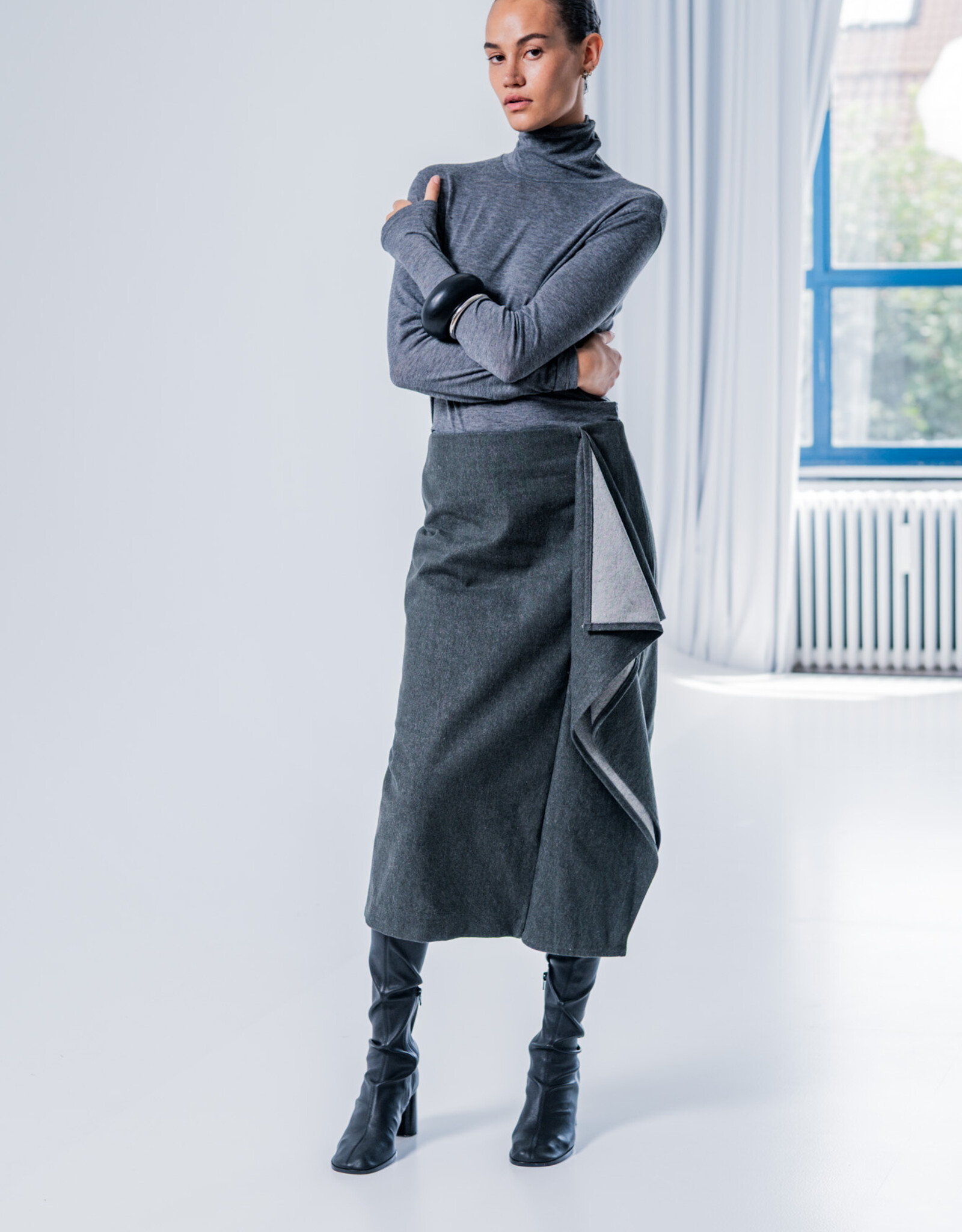 Fibre Mood Washed Heavy Denim - Dark Grey - Nori & Yuna