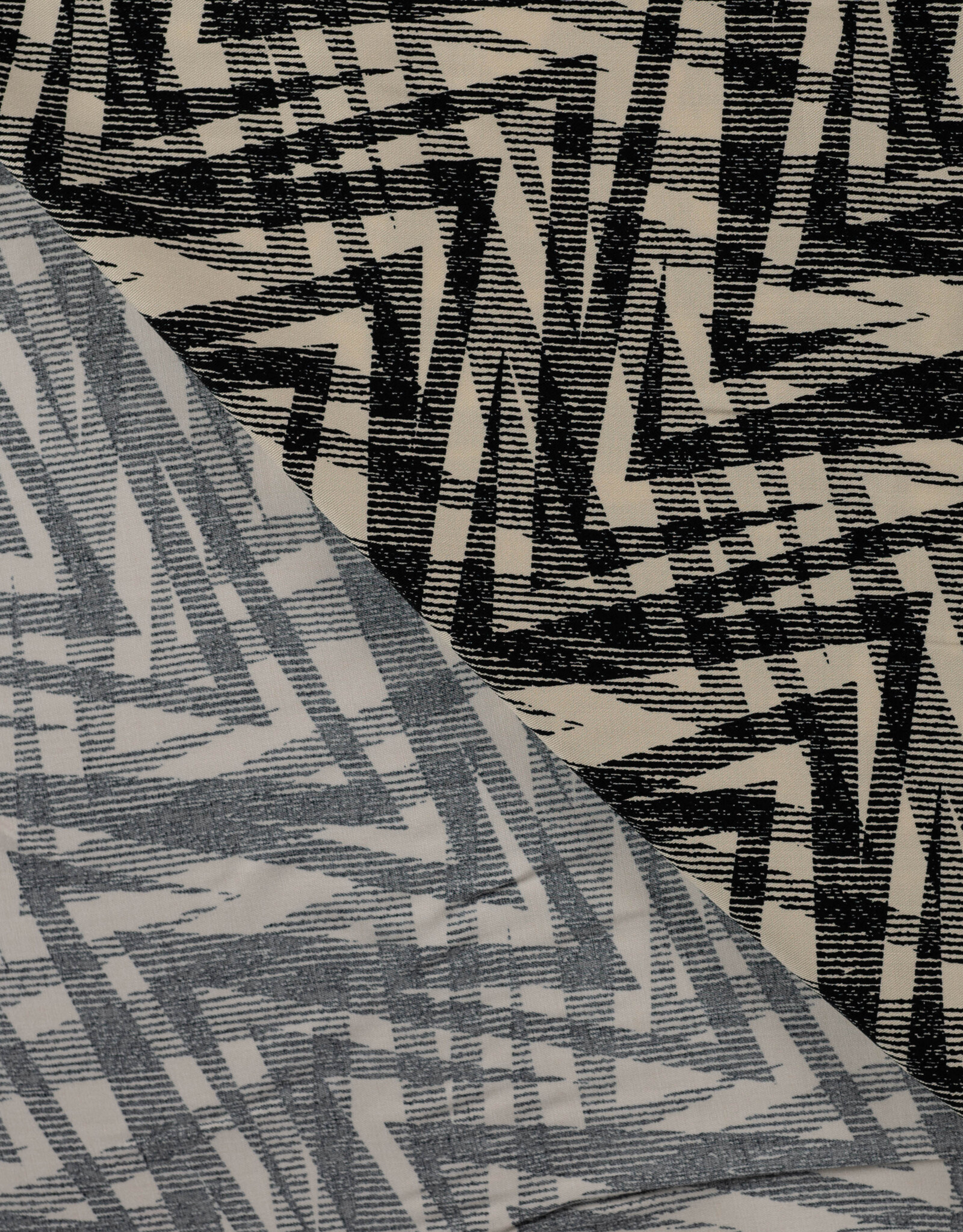 Viscose Twill - Eco Vero - zig zag