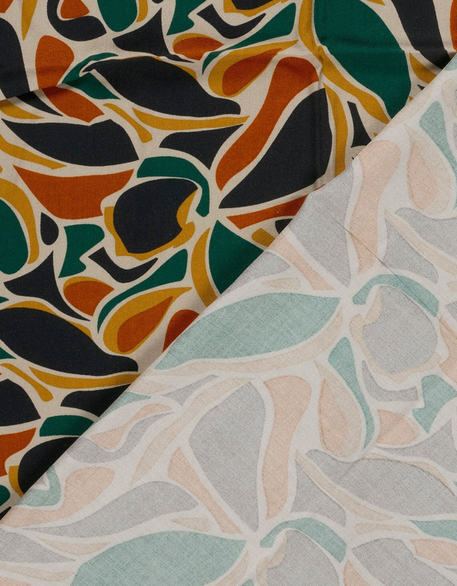 Viscose Twill - Botanical Echo