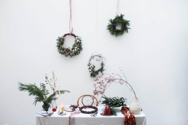 Festive Christmas Wreath making Workshop 17dec