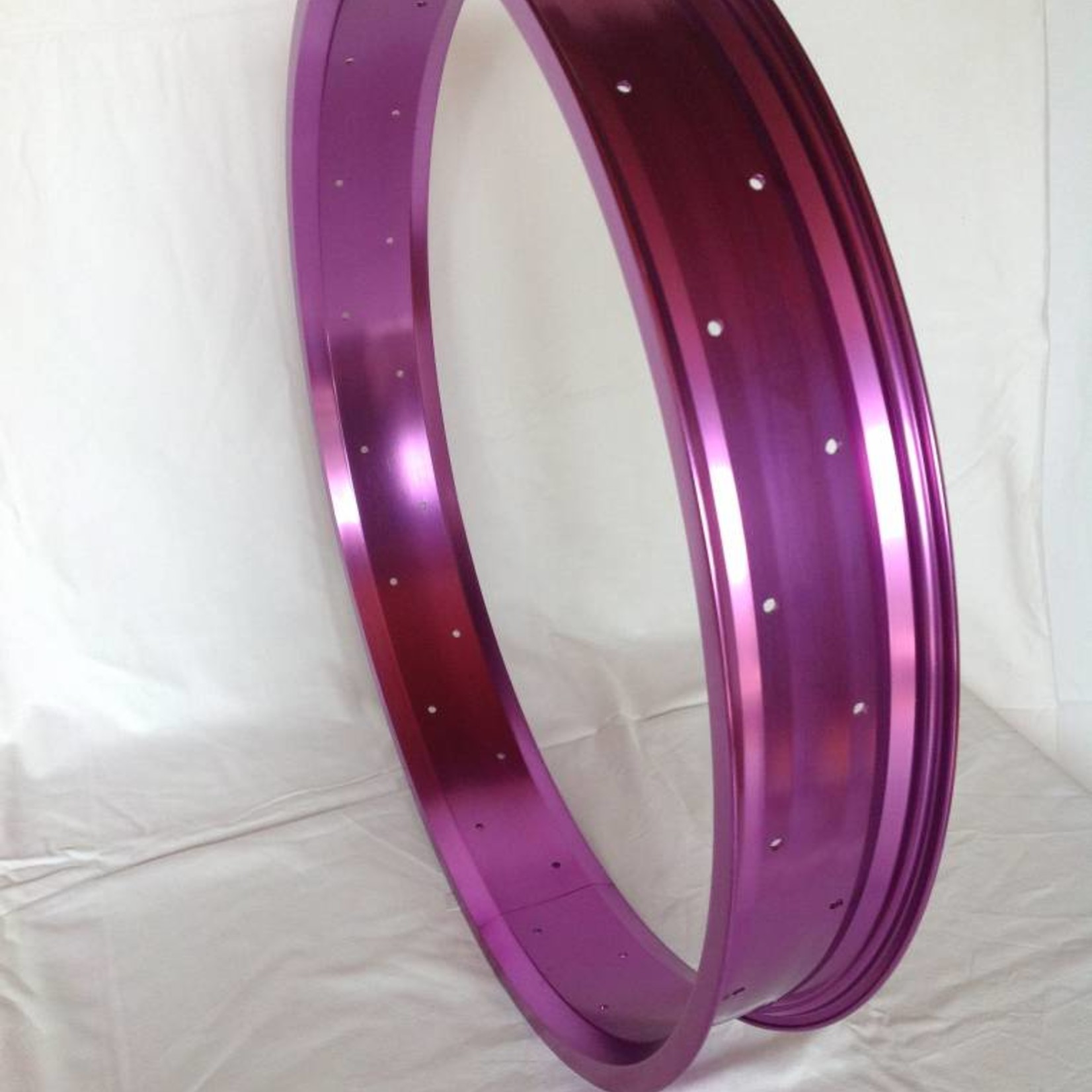 bicycle rim RM80, 24", alloy, purple anodized