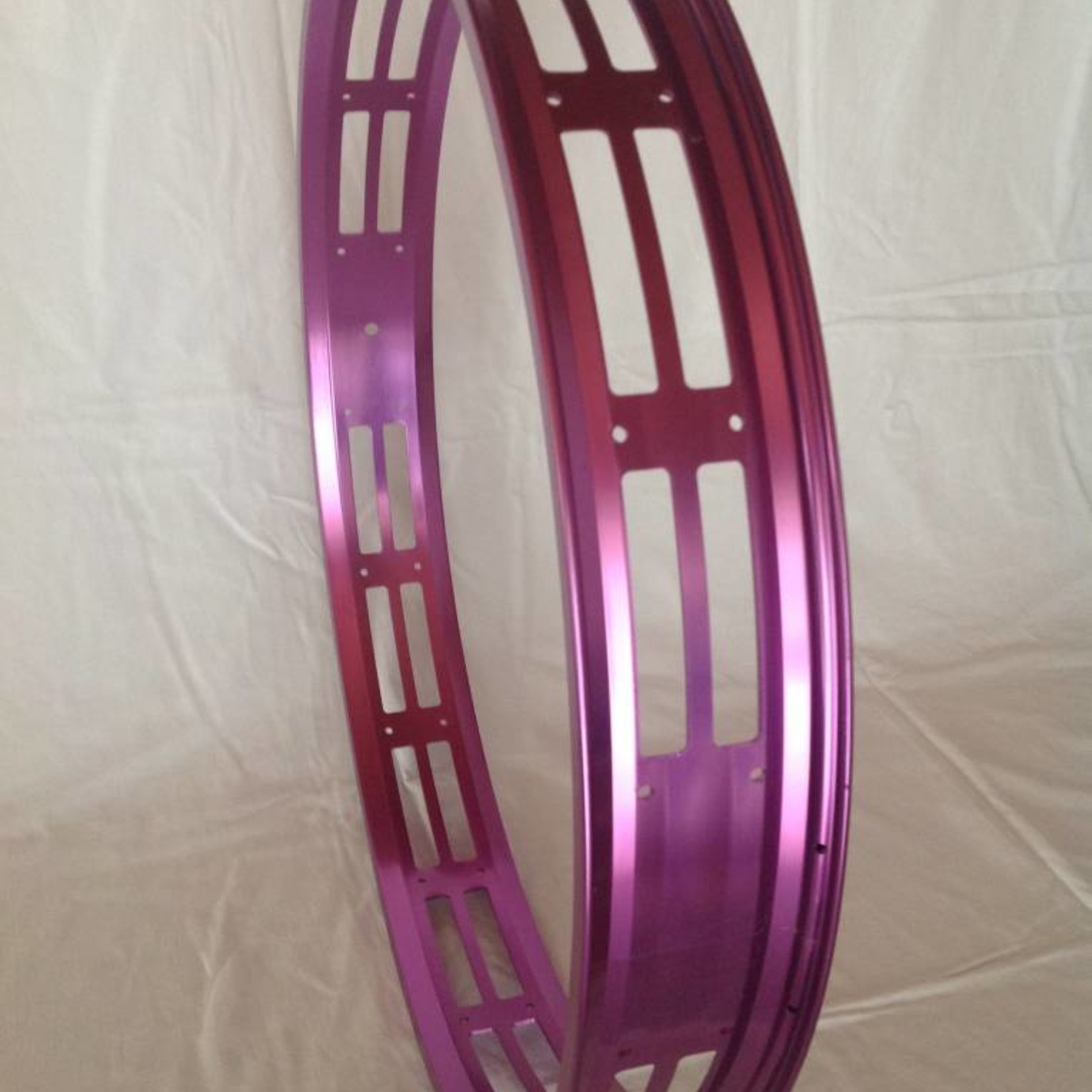 cut-out rim RM80, 26", purple anodized, 32 spoke holes