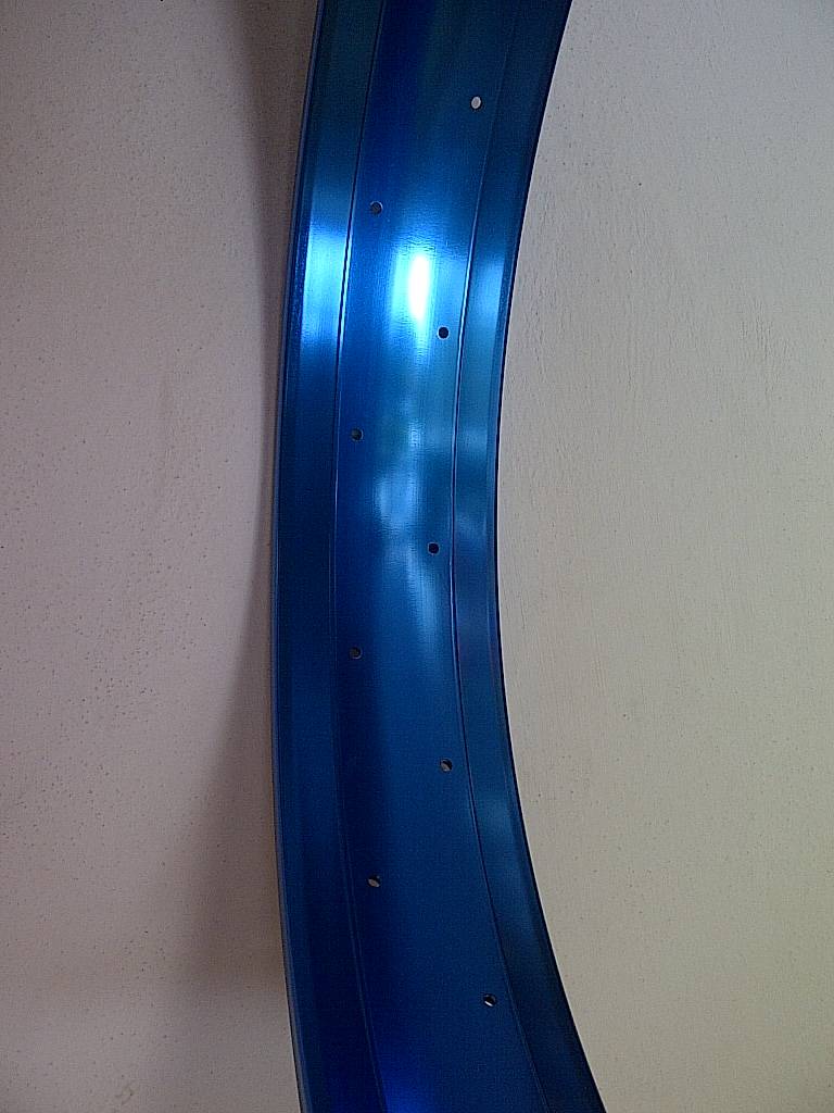 Alufelge DW100, 24", blau eloxiert