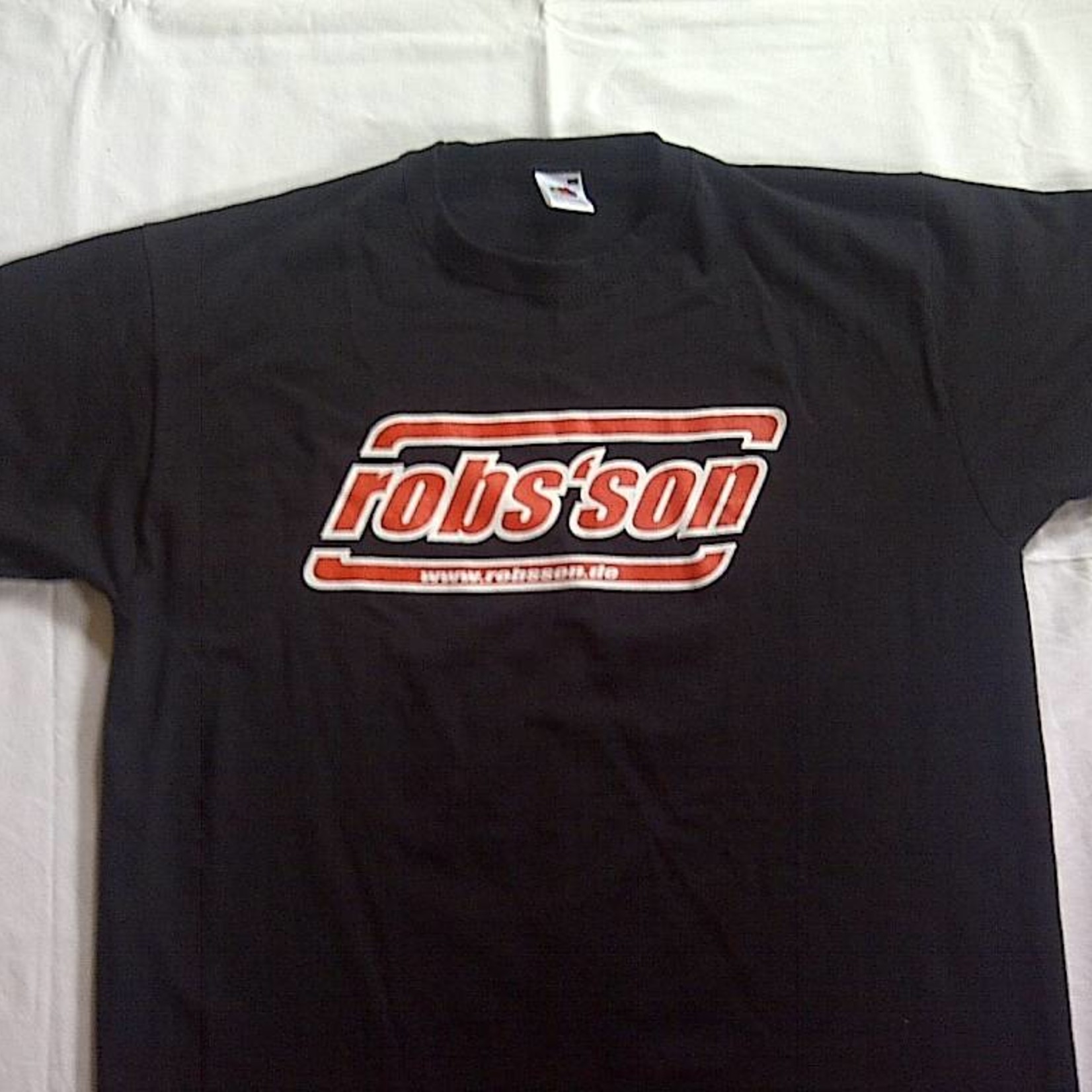 T-Shirt with the Robs'son-logo