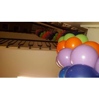 thumb-Slinger van grote ballonnen (+/-60cm doorsnede)-6