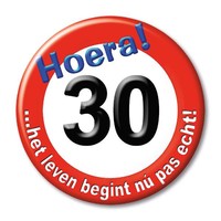 Button - Hoera 30