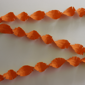 Globos Crepe Guirlande Oranje - 6 meter