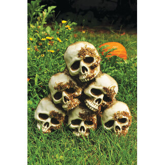 Palmer Skull Pyramid Yard Décor