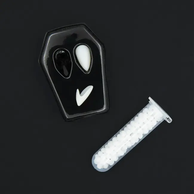 Vampier Hoek Tanden -  Klein 13mm