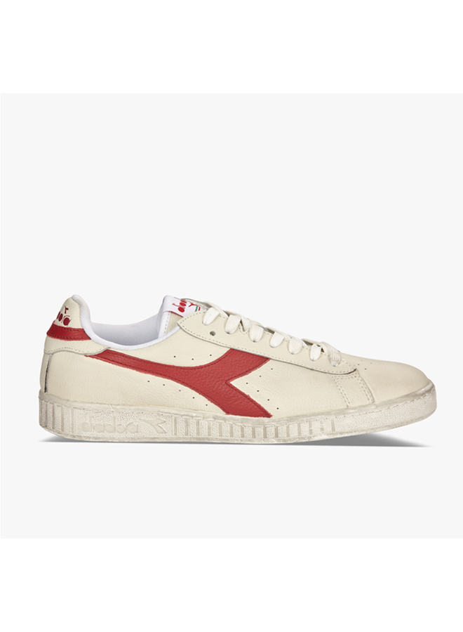 Diadora game l low waxed white red pepper