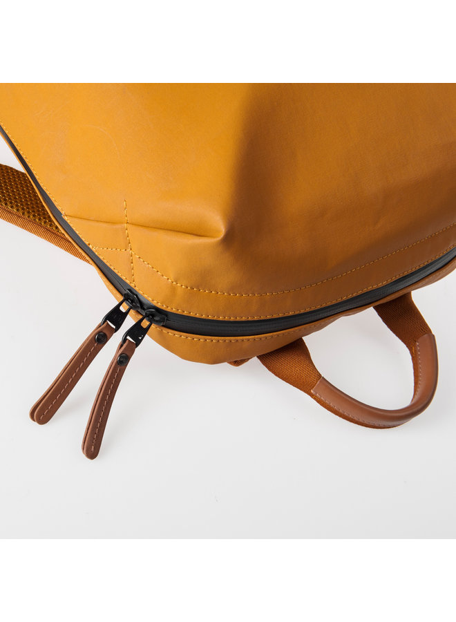 Aunts & Uncles 10201-13 Hamamatsu Backpack 13" Butterscotch
