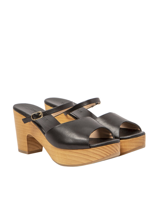 Neosens S3273 Nappa Black/St. Laurent Sandal