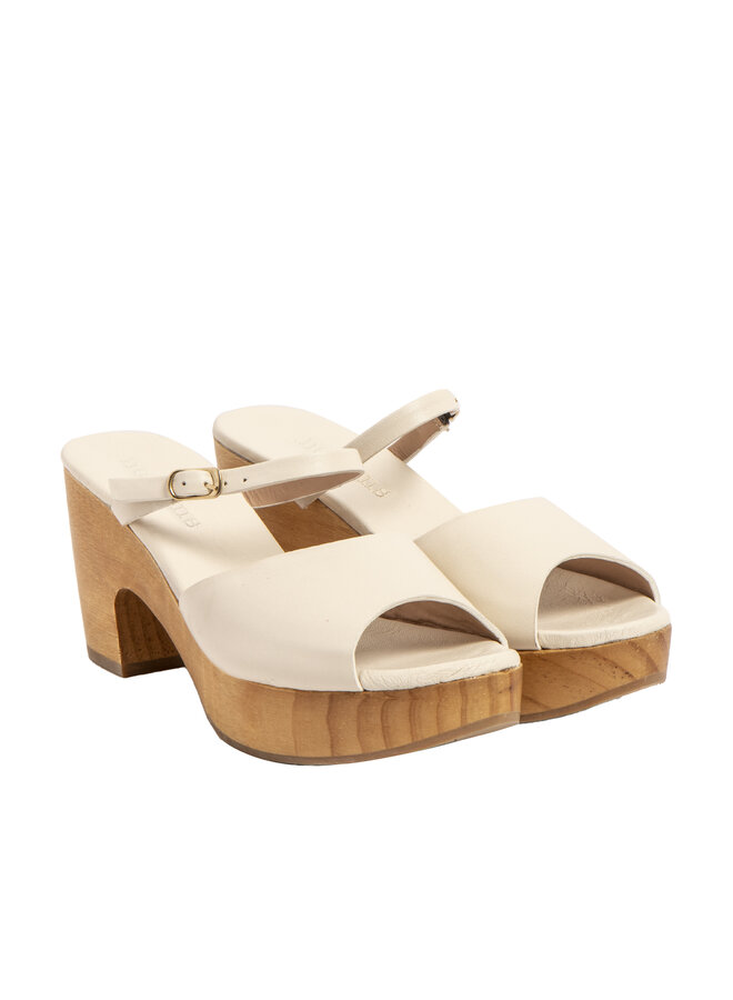 Neosens S3273 Nappa Cream/St. Laurent Sandal