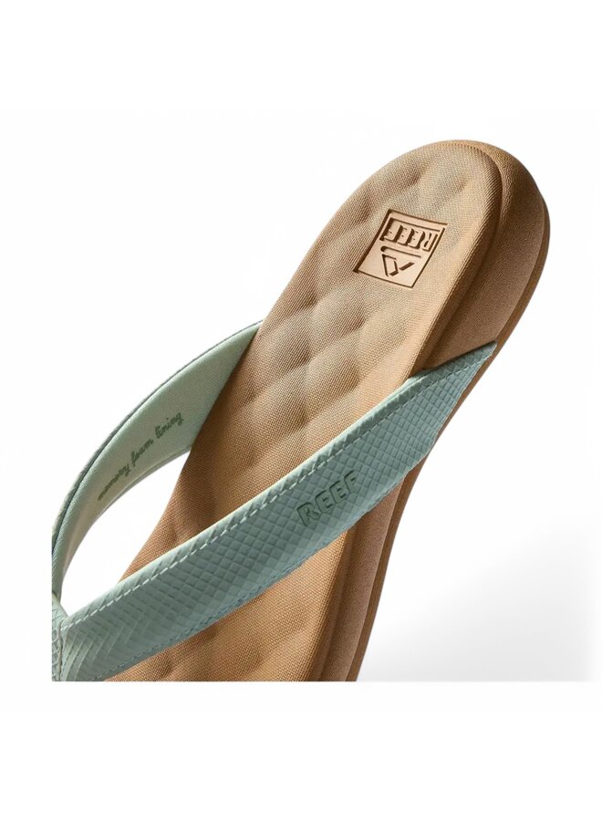 Reef CJ6908-51 Cushion Harmony Frosty