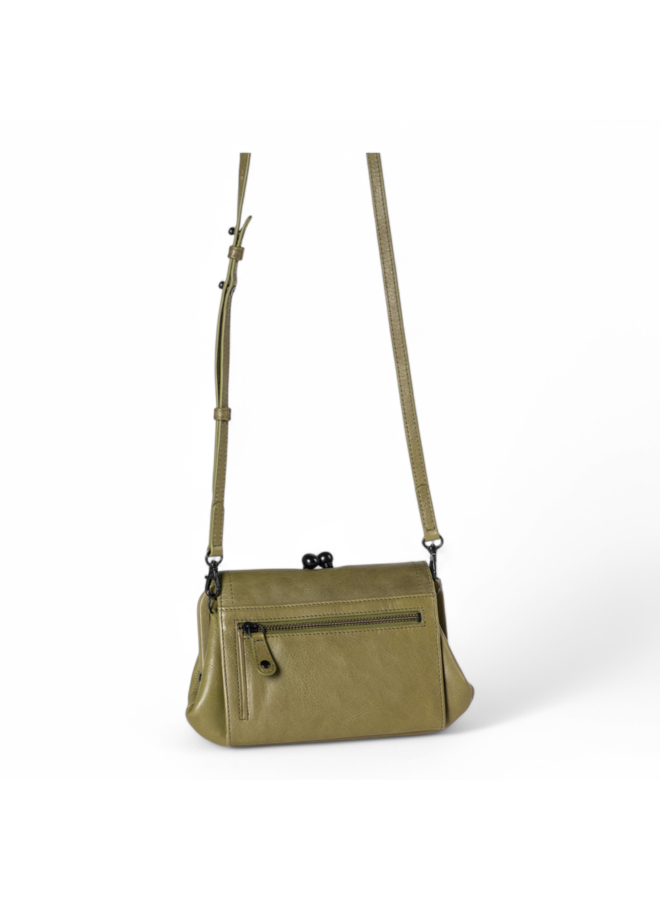 Aunts & Uncles 40470-109 Mrs. Whoopie Pie Olive Branch