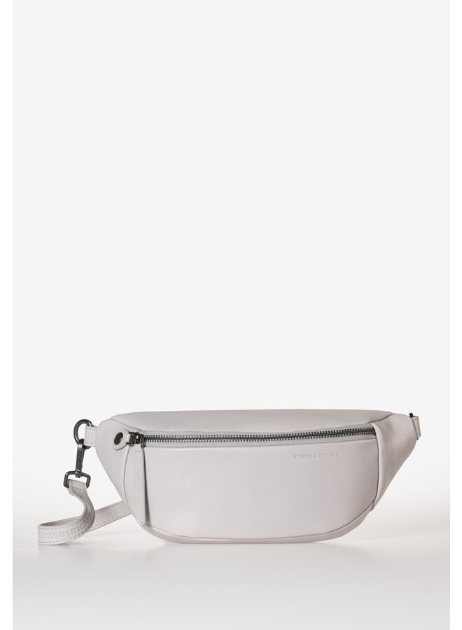 Aunts & Uncles 20036-26 Bilberry Beltbag Cloud Nine