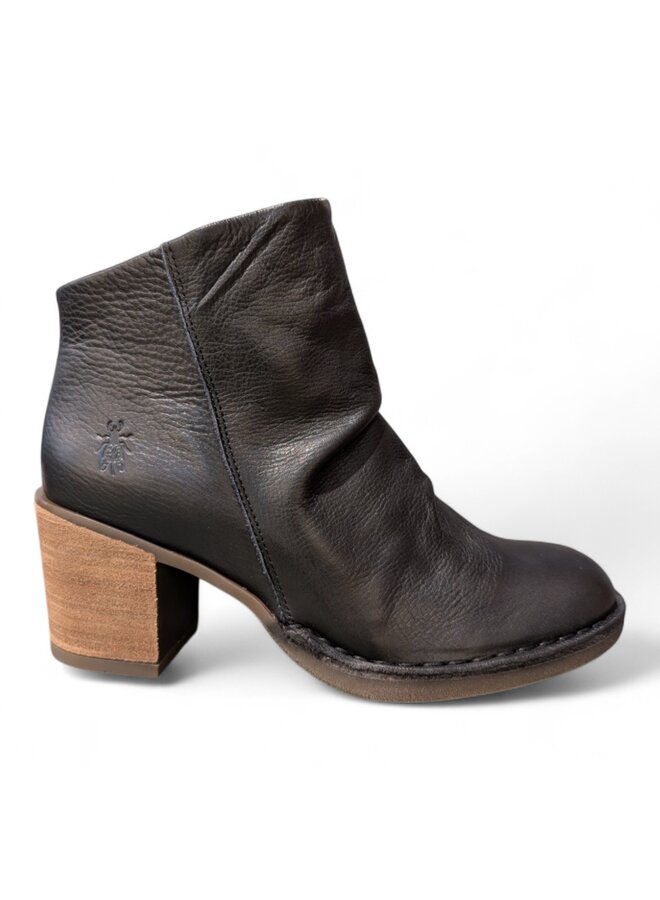 Fly London P211061010 Velvet-Black