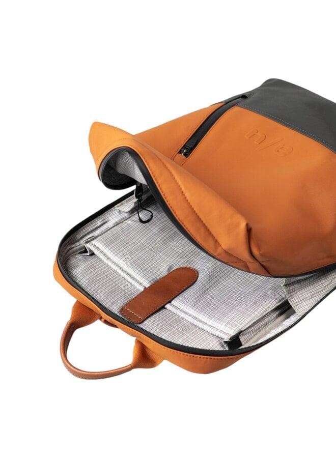 Aunts & Uncles 10201-12 Hamamatsu Backpack 13'' Honey Ginger