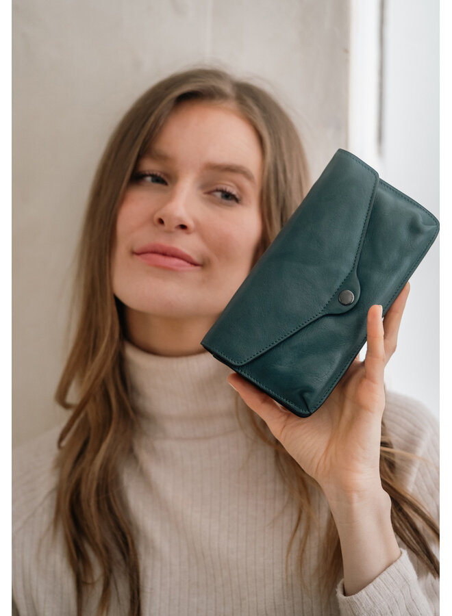 Aunts & Uncles 42227-121 Charlene Kelp Forest