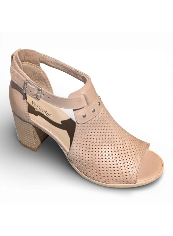 NeroGiardini E615060D 439 Lucky Champagne