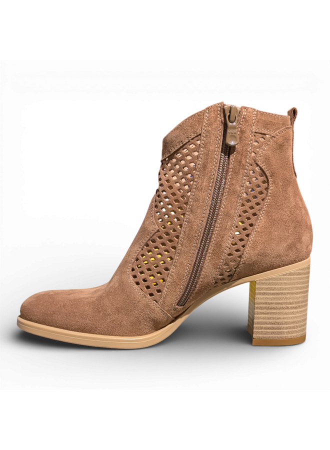 NeroGiardini E615110D Velour Mou Tr Capua Beige