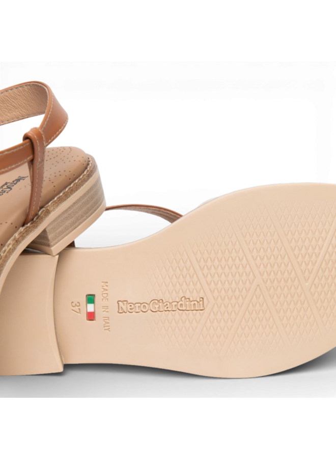 NeroGiardini E615890D 453 Tamigi Lino T. Brill Platino