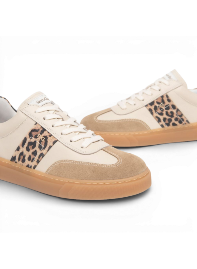 NeroGiardini E513007D 421 Velour Camel Velvet Milk