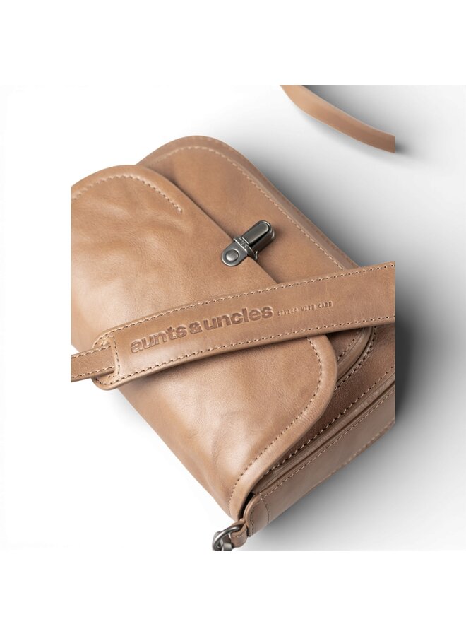 Aunts & Uncles 40479-132 Mrs. Waffle Iced Coffee