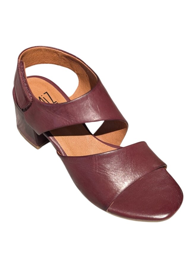 Miz Mooz Bellami Wine