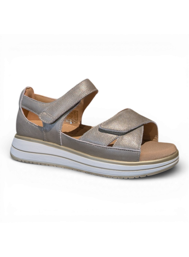 G Comfort S-662PL Platinum Softnappa Women Wedge Sandal Ultra Light