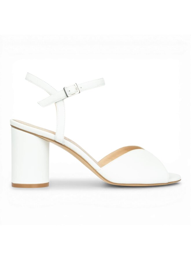 Moments by Content Fortuna - White