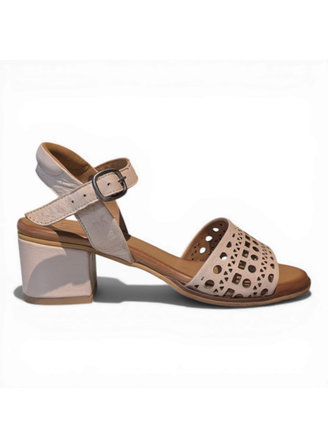 Miz Mooz Rowen Latte