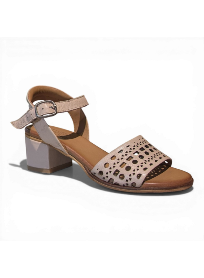 Miz Mooz Rowen Latte