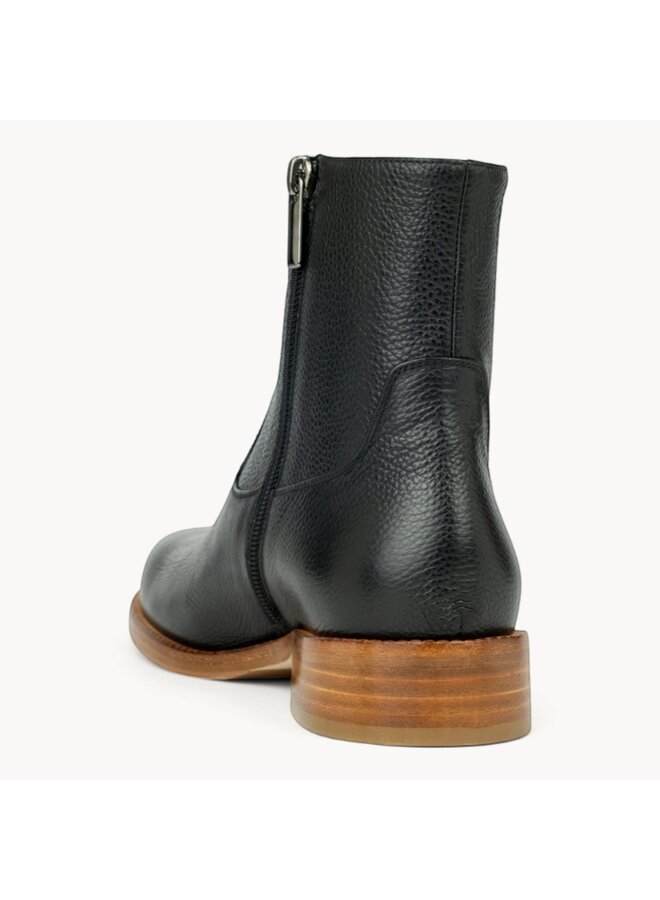 Atelier Content AC262076-001 Fenna Black