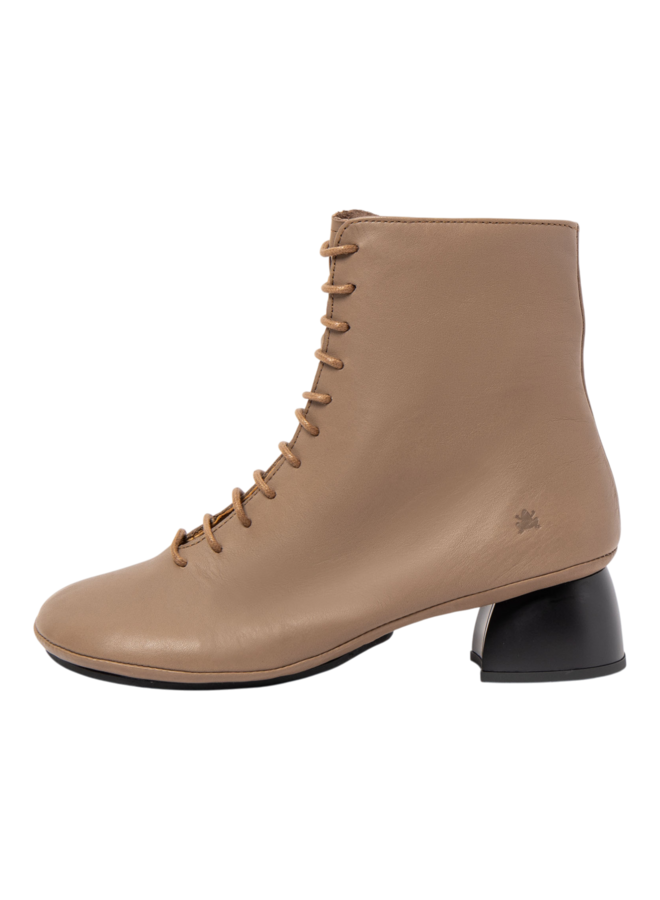 El Naturalista N5967 Soft Nappa Plume/Nara