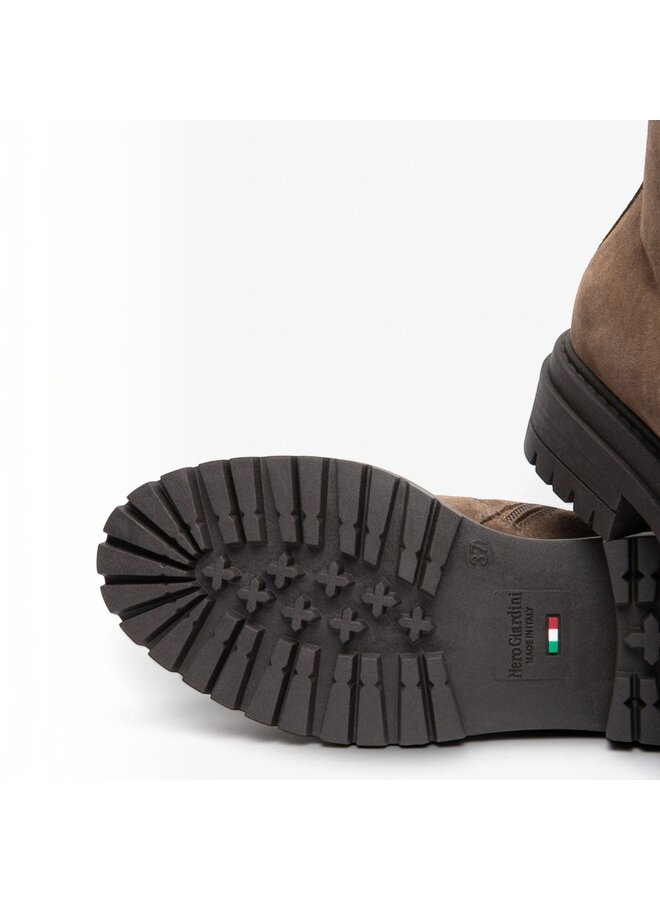 NeroGiardini I618021D Velour Spago Folgaria