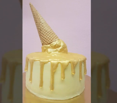 Hoe maak je een gouden drip taart??