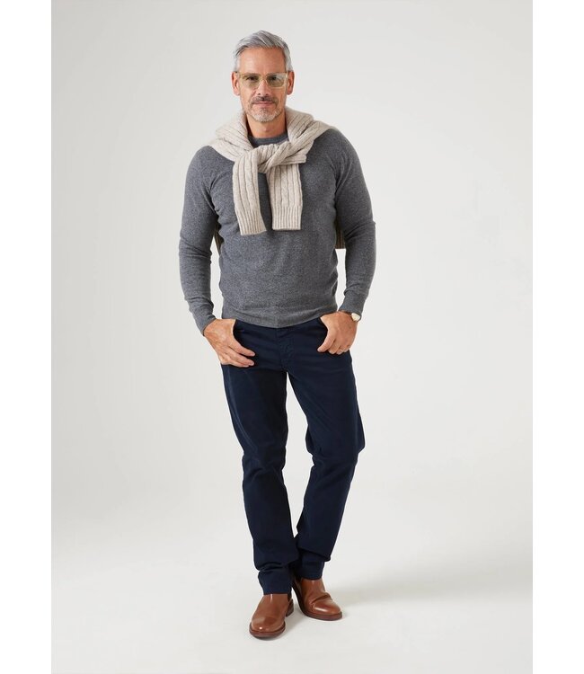 Alan Paine Trui, Ronde-Hals, Geelong Lamswol, Model Brisbane, Grijs Gemeleerd