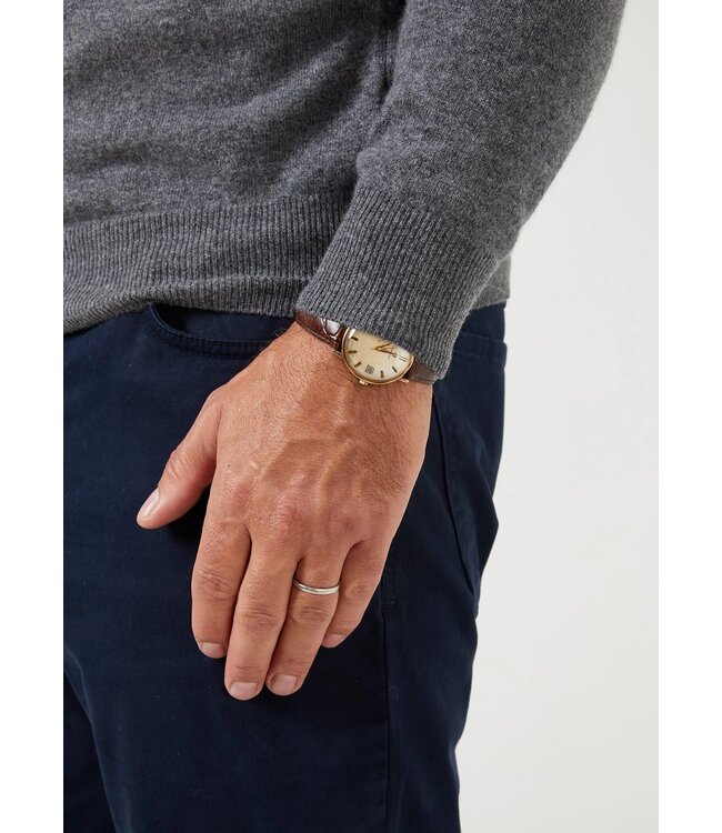 Alan Paine Trui, Ronde-Hals, Geelong Lamswol, Model Brisbane, Grijs Gemeleerd