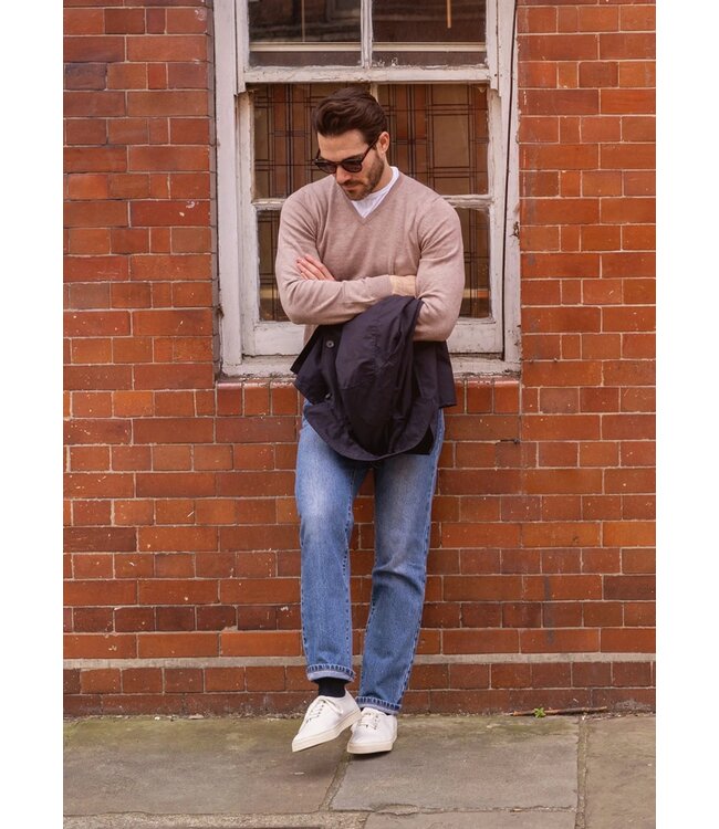 Alan Paine Trui, V-Hals, Luxury Cotton Cashmere, Coffee Brown