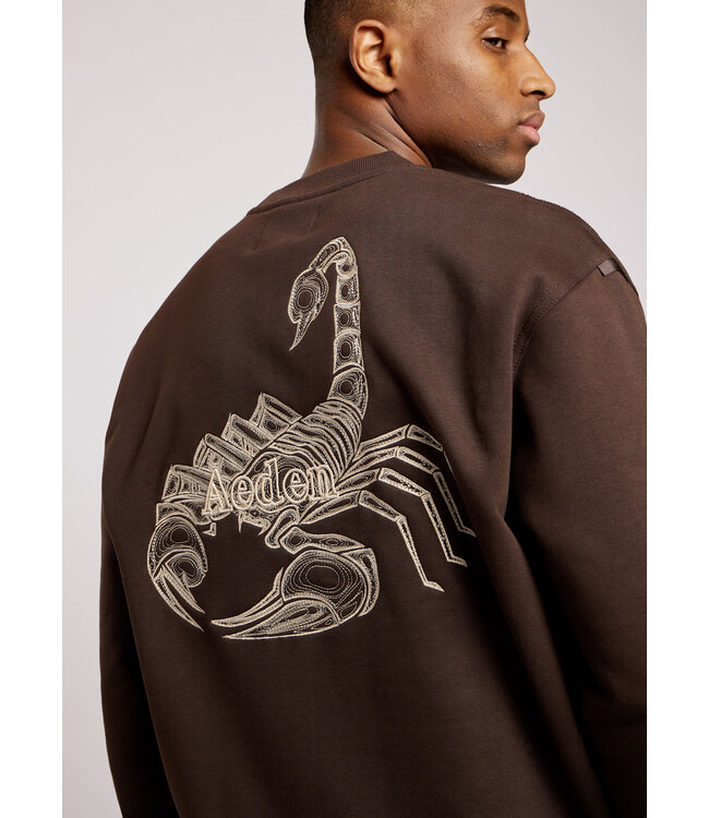 Aeden Sweater, Katoen, Oversized, Korte Mouw, Scorpion Rugprint, Donkerbruin