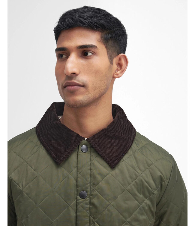 Barbour Jas, Tailored Fit, Quilted, Driekwart, Model Heritage Liddesdale, Olijfgroen, Olive