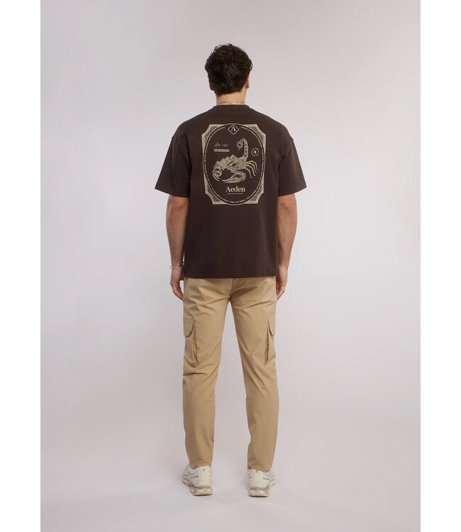 Aeden T-Shirt, Katoen, Oversized, Korte Mouw, Rugprint, Bruin