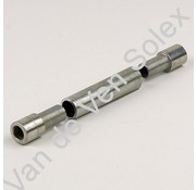 33. Bush centre of flange socket for saddle beam