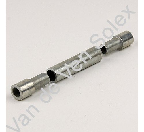 33. Side socket for flange to saddle bar Solex